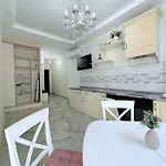 Gagarin Plaza Апартаменти