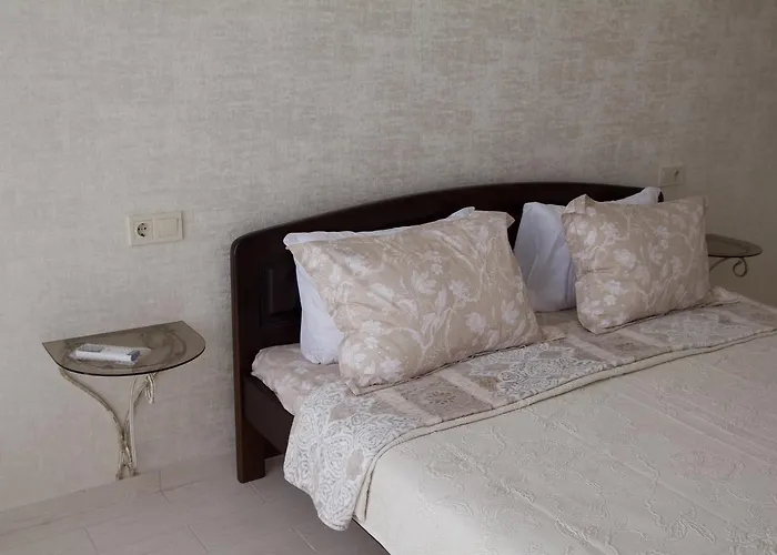 Gagarin Plaza * Odessa